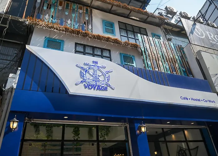 Voyage - Cafe CoworkHostel